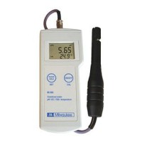 pH / Conductivity / Temperature Professional Portable Meter MI806